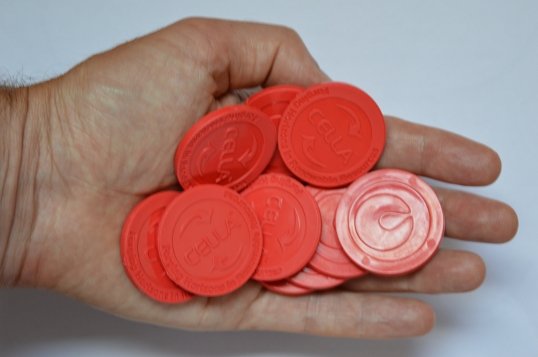 Plastic muntjes uit afvalwater