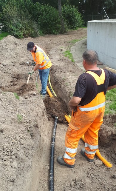 Ingraven nieuwe leidingen en kabels